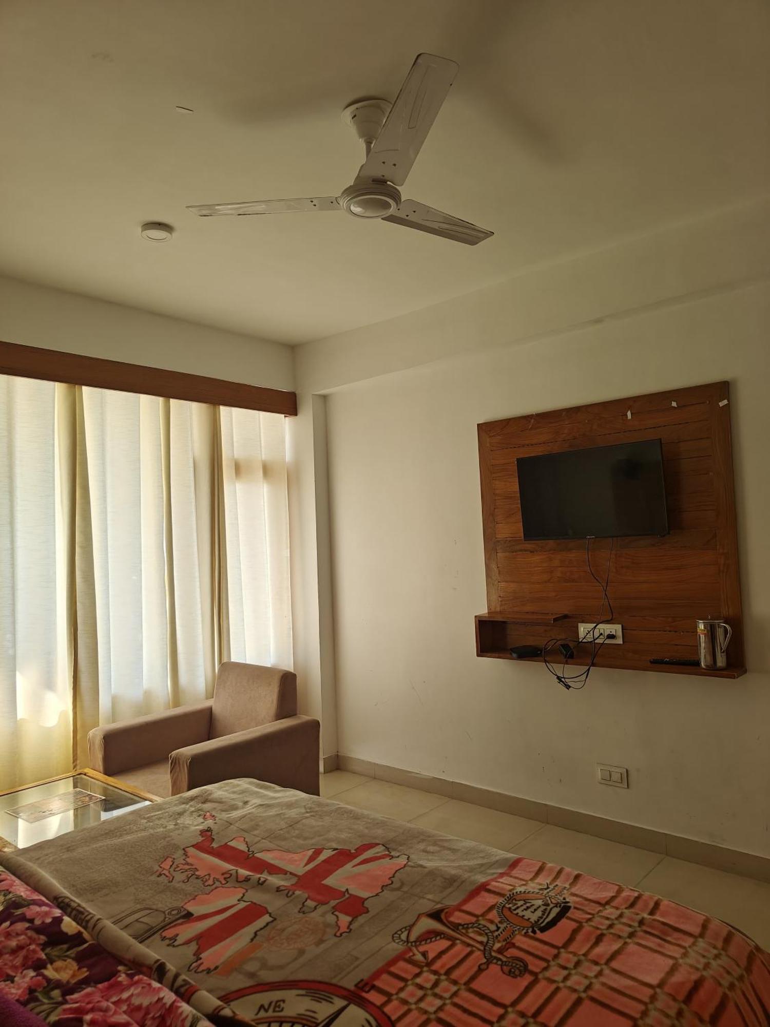 Santosh Cafe & Rooms Αμριτσάρ Εξωτερικό φωτογραφία